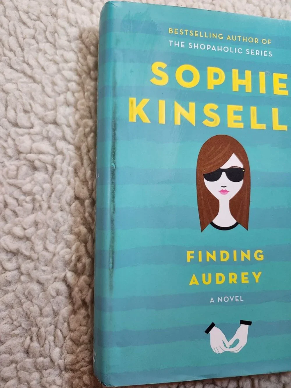 Sophie Kinsella Finding Audrey Hardcover 2015 Doubleday Canada Dust Jacket - Picture 2 of 14